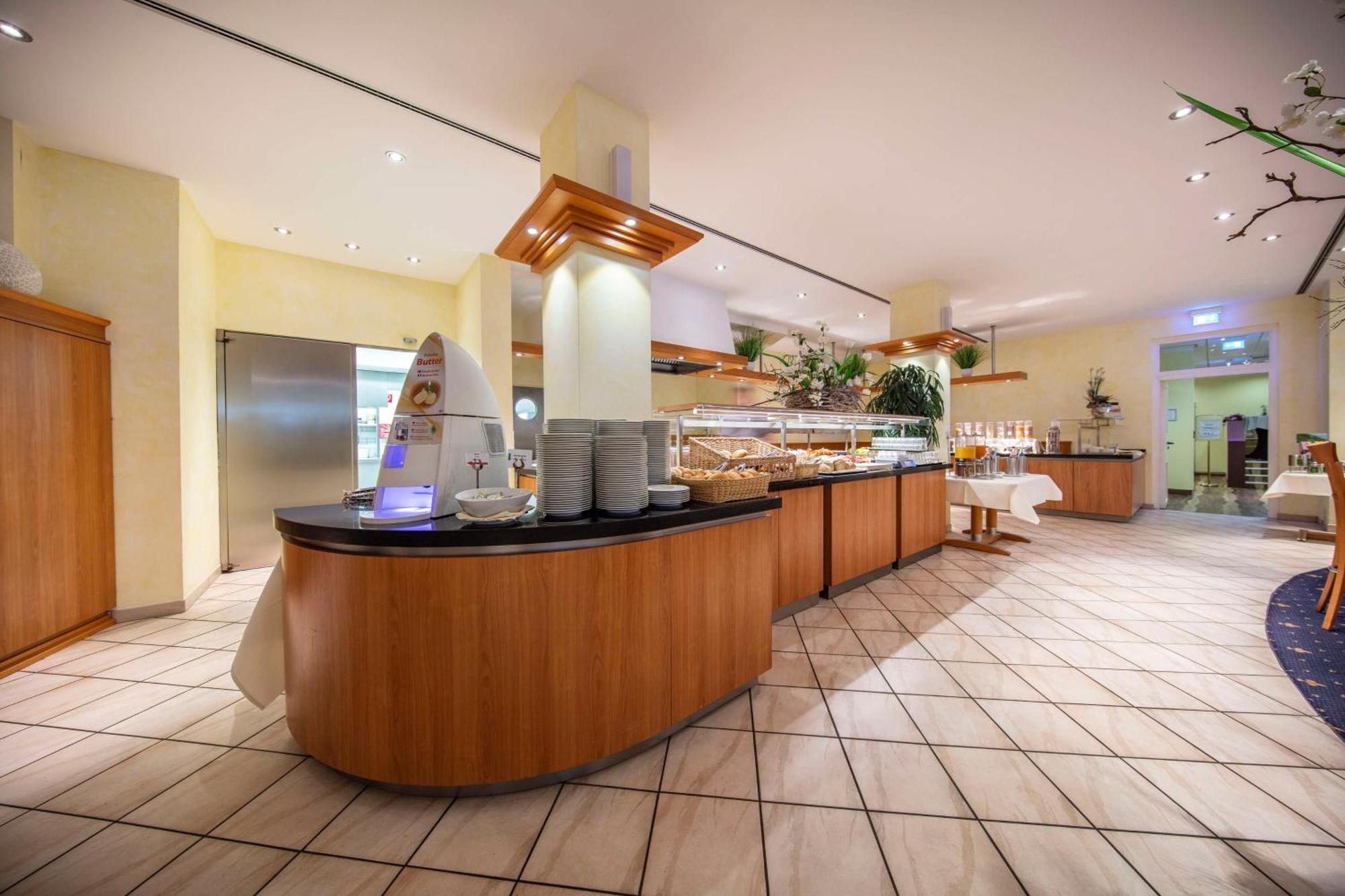 Best Western Plus Hotel Steinsgarten Giessen Exterior photo