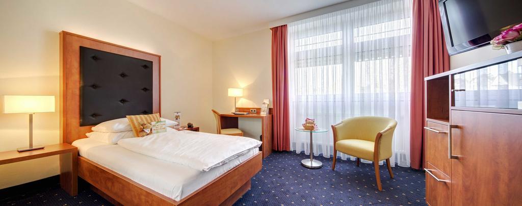 Best Western Plus Hotel Steinsgarten Giessen Room photo